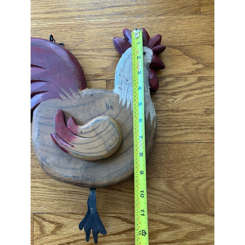 Vintage FOLK ART CARVED PAINTED WOOD CHICKEN Rooster Sign Metal Feet - Picture 10 of 11